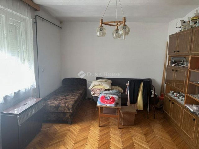 Eladó családi ház, Beloianniszon 34.6 M Ft, 2 szobás