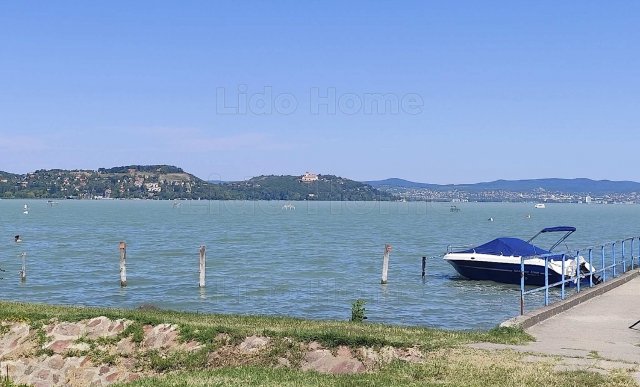 Eladó téglalakás, Zamárdiban 98 M Ft, 2 szobás