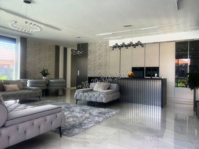 Eladó családi ház, Budapesten, XVI. kerületben 439.9 M Ft