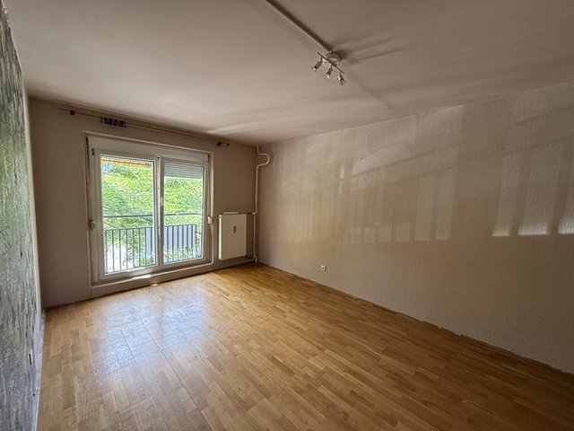 Eladó panellakás, Budapesten, III. kerületben 62.9 M Ft