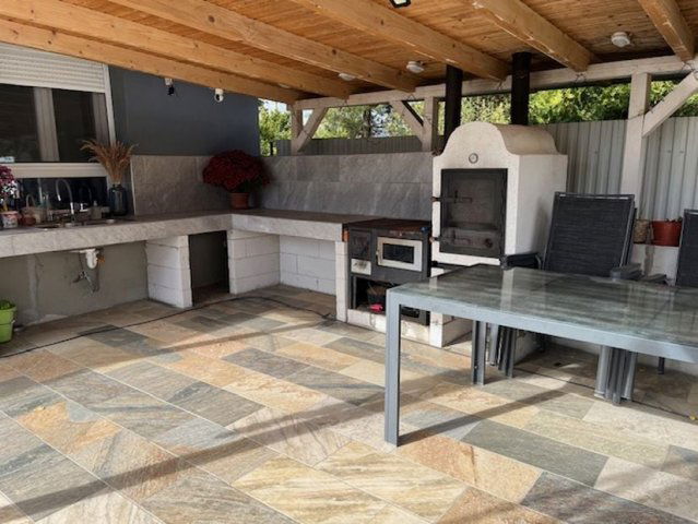 Eladó családi ház, Taksonyon 137.9 M Ft, 4 szobás