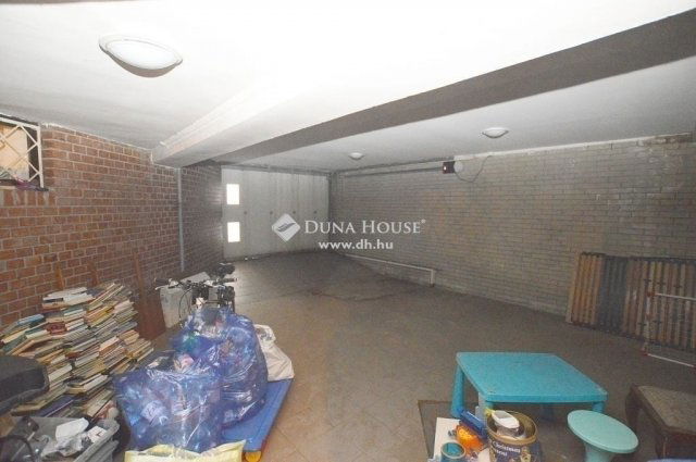 Eladó ikerház, Budapesten, II. kerületben 230 M Ft, 5 szobás