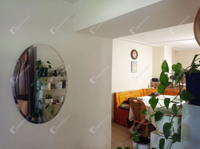 Eladó családi ház, Olaszfán 25 M Ft, 2+1 szobás