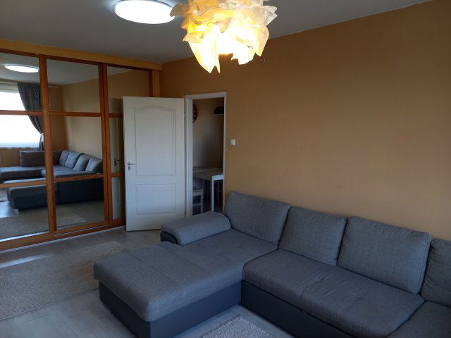 Kiadó panellakás, albérlet, III. kerületben, Hadrianus utcában