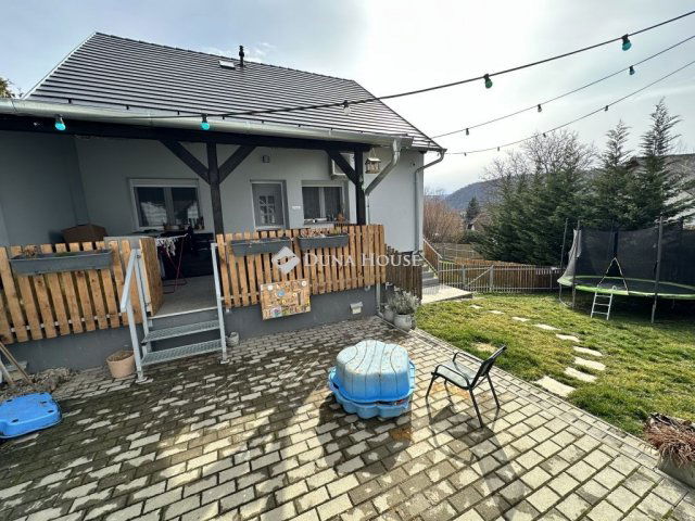 Eladó családi ház, Orfűn 79.9 M Ft, 3 szobás