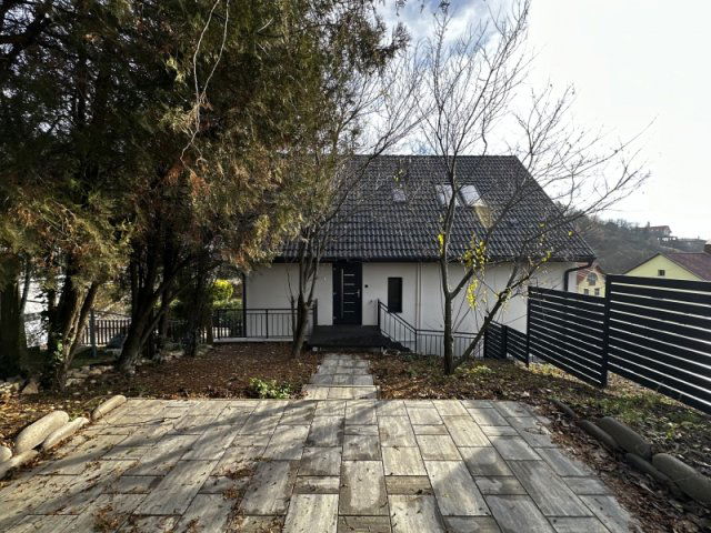 Eladó téglalakás, Pécsett 69.9 M Ft, 2 szobás