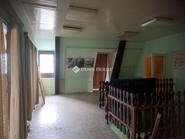 Eladó iroda, Nagykanizsán 120 M Ft / költözzbe.hu