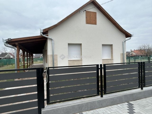 Eladó családi ház, Csemőn 48.5 M Ft, 3 szobás