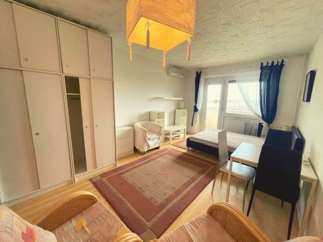 Kiadó panellakás, albérlet, XI. kerületben, Hadak útján