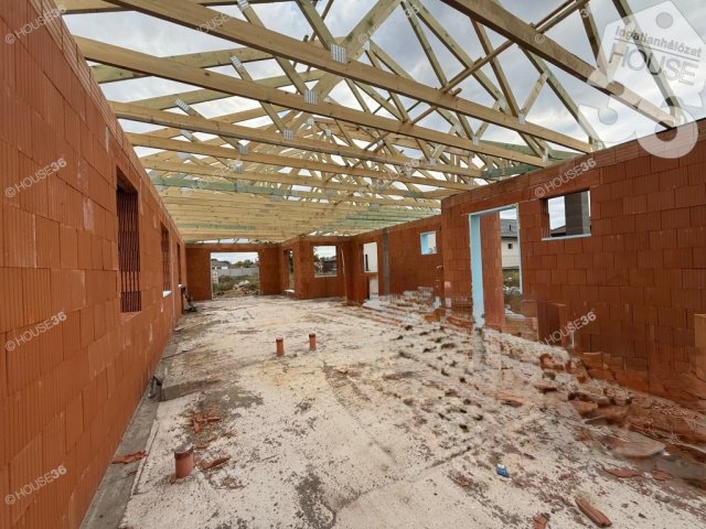 Eladó családi ház, Kecskeméten 94.99 M Ft, 4 szobás