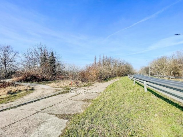 Eladó telek, Győrött 45 M Ft / költözzbe.hu
