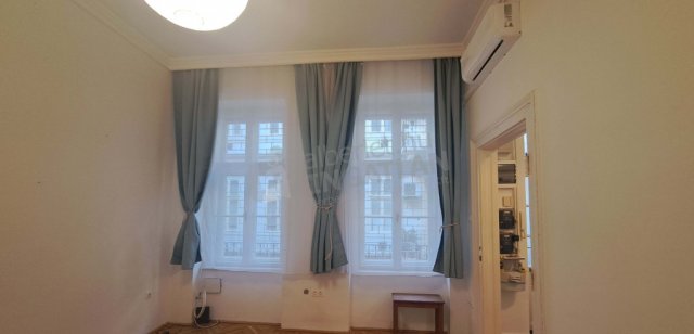 Kiadó téglalakás, albérlet, V. kerületben, Bihari János utcában