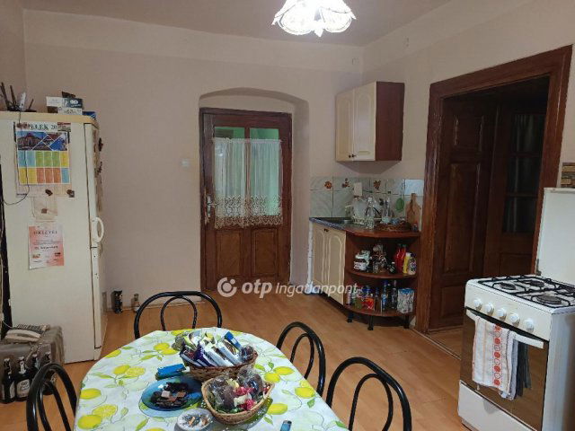 Eladó családi ház, Eleken 18 M Ft, 4 szobás