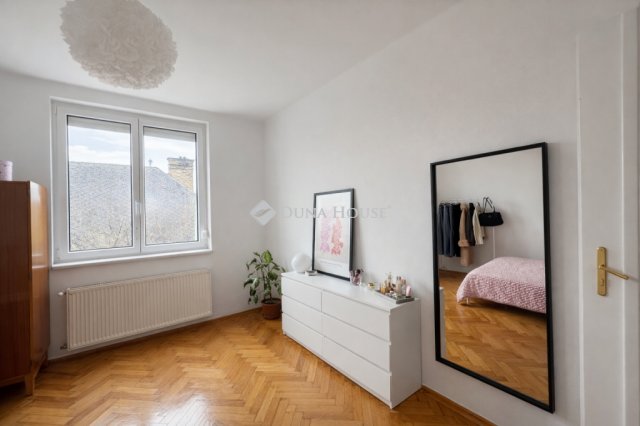 Eladó téglalakás, Budapesten, XIV. kerületben 94 M Ft, 3 szobás