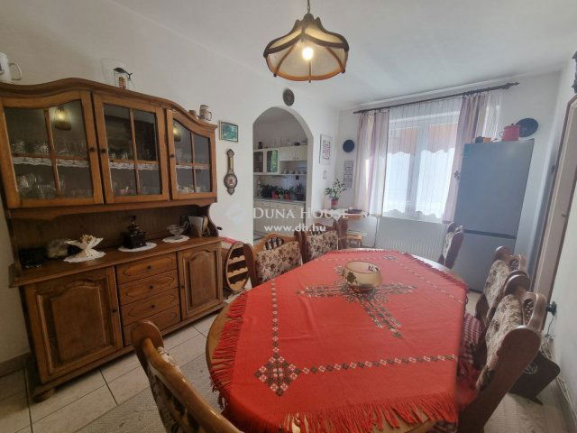 Eladó családi ház, Gárdonyban 148.9 M Ft, 6 szobás