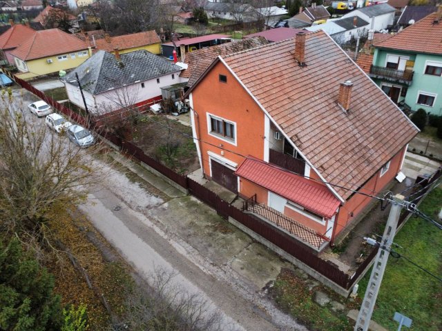 Eladó családi ház, Jászapátiban 34.9 M Ft, 5 szobás