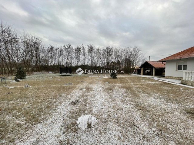 Eladó családi ház, Kecskeméten 129.8 M Ft, 5 szobás