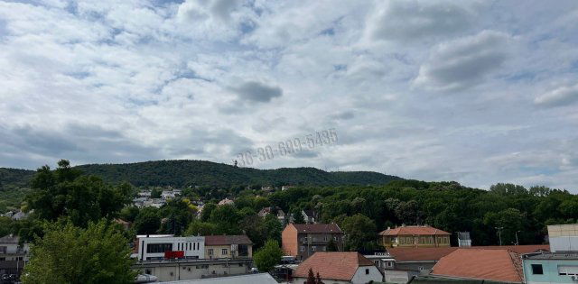Eladó téglalakás, Budapesten, III. kerületben 130.457 M Ft