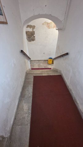 Eladó téglalakás, Keszthelyen 67.9 M Ft, 3 szobás