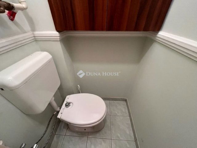 Eladó téglalakás, Kecskeméten 49.99 M Ft, 2 szobás