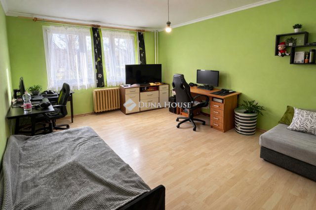 Eladó panellakás, Dunakeszin 76.7 M Ft, 3 szobás