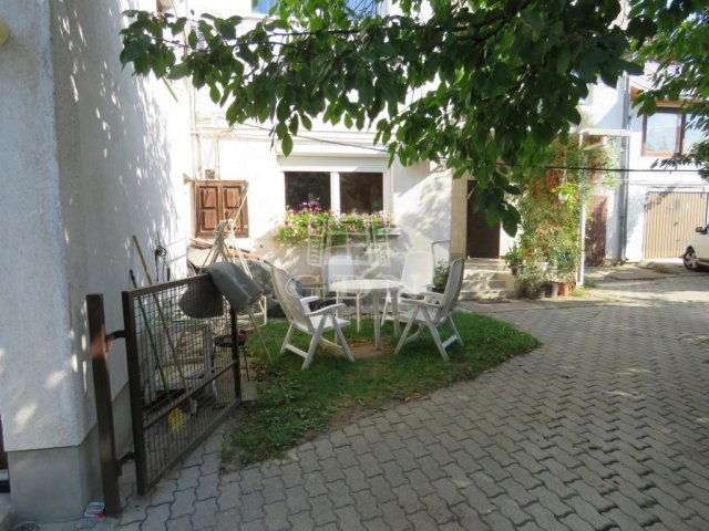 Kiadó téglalakás, albérlet, Székesfehérvárott 200 E Ft / hó
