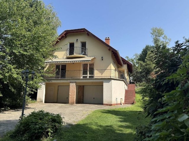 Eladó családi ház, Dunaharasztin 149.99 M Ft, 6 szobás