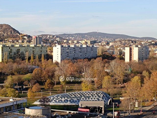 Eladó panellakás, Budapesten, XI. kerületben 76.5 M Ft