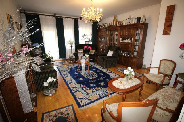 Eladó sorház, Nyíregyházán 80 M Ft, 5 szobás