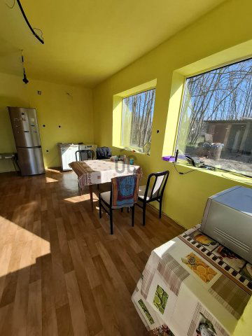 Eladó családi ház, Tápiószőlősön 15.5 M Ft, 2 szobás