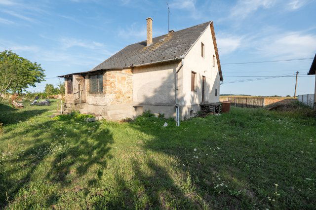 Eladó családi ház, Mocsán 40 M Ft, 5 szobás