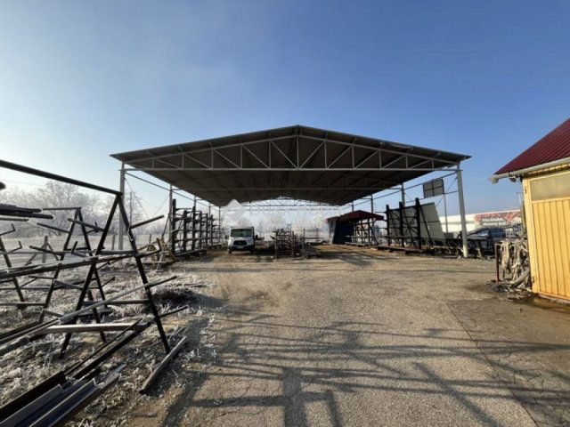 Eladó ipari ingatlan, Cegléden 125 M Ft / költözzbe.hu