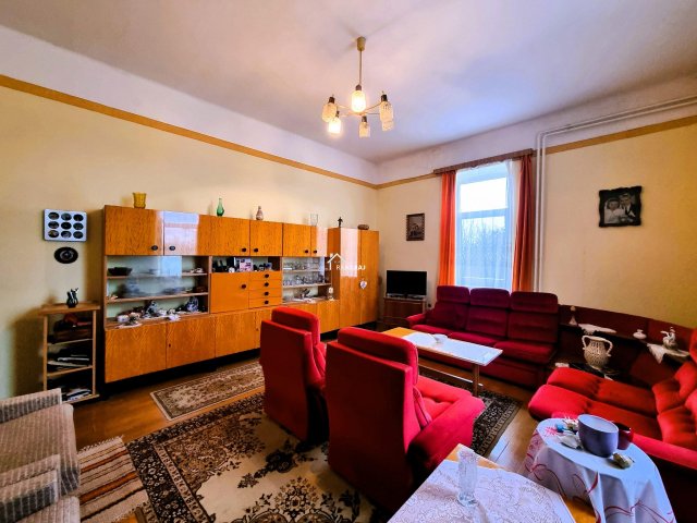 Eladó téglalakás, Mosonmagyaróváron 52 M Ft, 2 szobás