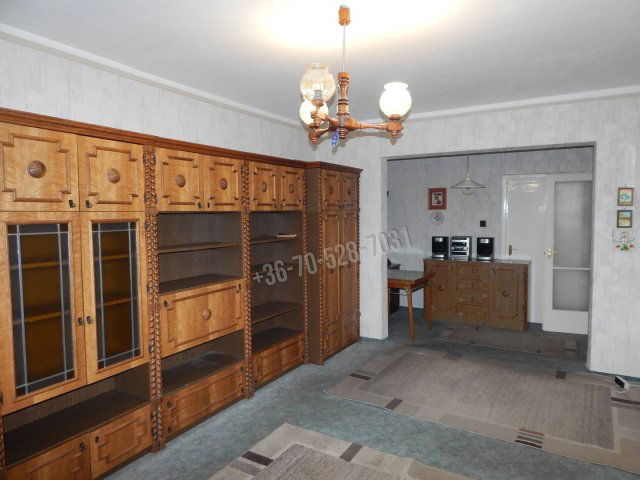 Eladó panellakás, Tatabányán, Dózsakert utcában 39 M Ft