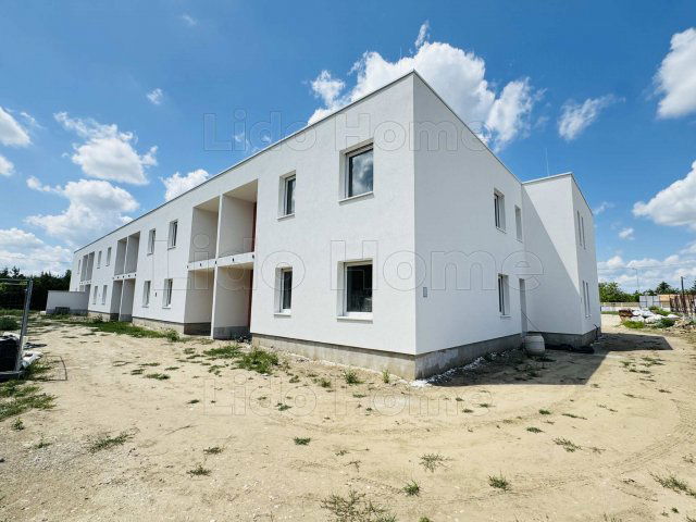 Eladó iroda, Győrött 46.99 M Ft, 3 szobás / költözzbe.hu