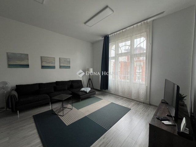 Eladó téglalakás, Budapesten, VI. kerületben 151.06 M Ft