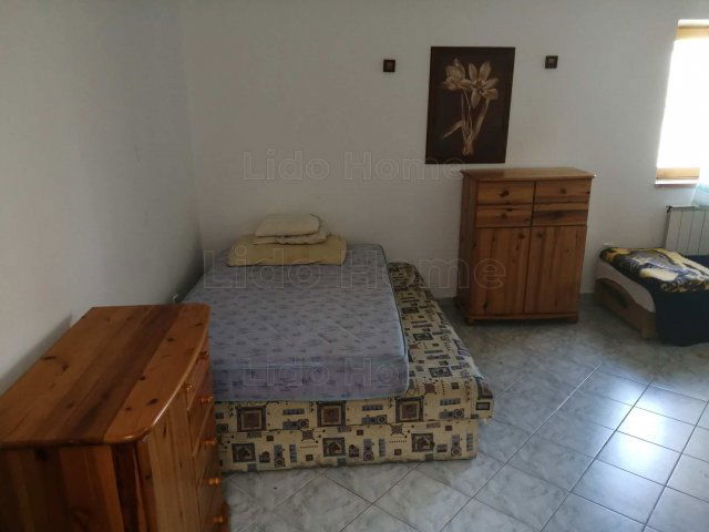 Kiadó családi ház, albérlet, Balatonföldváron 350 E Ft / hó
