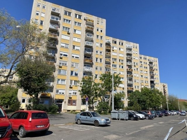 Eladó panellakás, Budapesten, XXI. kerületben 62.9 M Ft