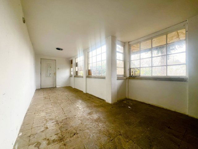 Eladó családi ház, Tótkomlóson 4 M Ft, 3 szobás