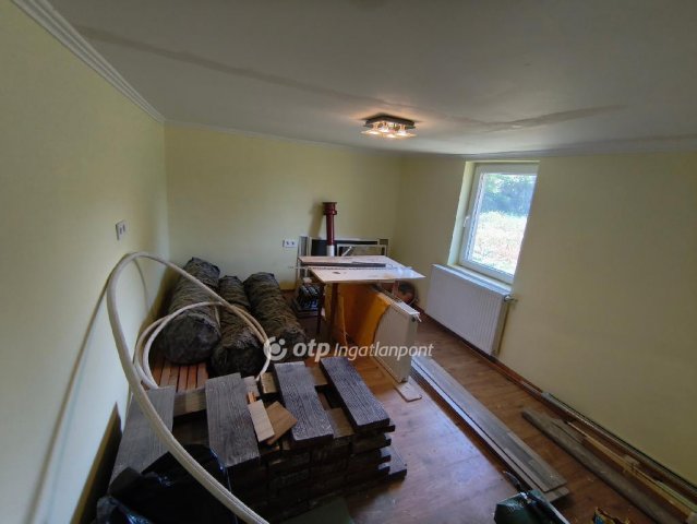 Eladó családi ház, Hunyán 11.5 M Ft, 2+1 szobás