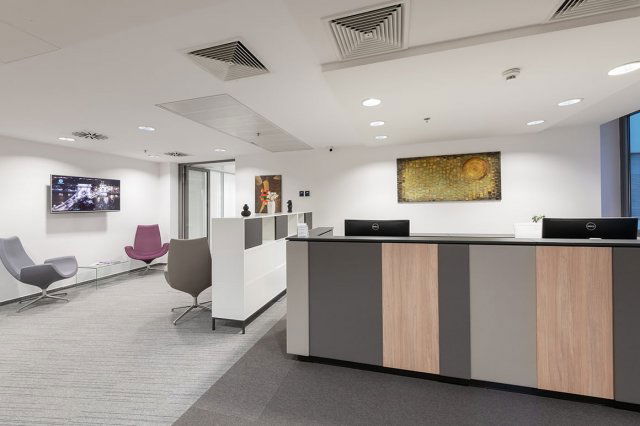 Kiadó iroda, Budapesten, V. kerületben, Széchenyi István téren