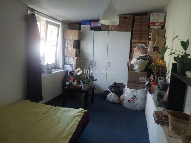 Eladó téglalakás, Budapesten, II. kerületben 83.9 M Ft, 4 szobás