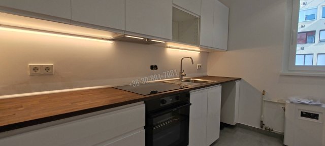 Eladó téglalakás, Hatvanban, Pázsit utcában 49 M Ft, 2 szobás