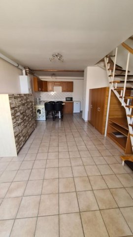 Eladó téglalakás, Sopronban 43 M Ft, 3 szobás