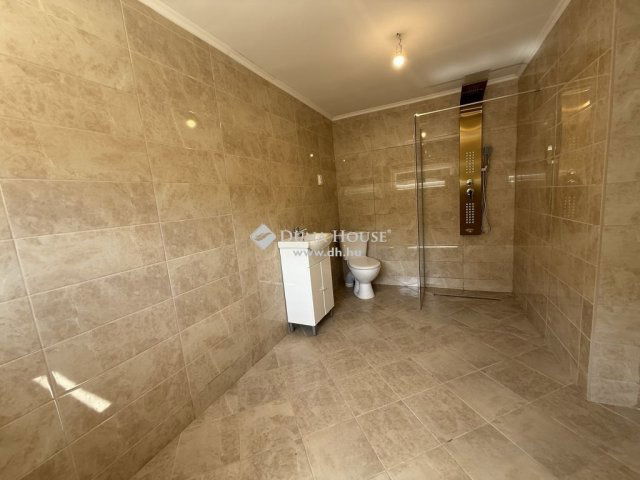 Eladó családi ház, Budapesten, XVIII. kerületben 64.9 M Ft