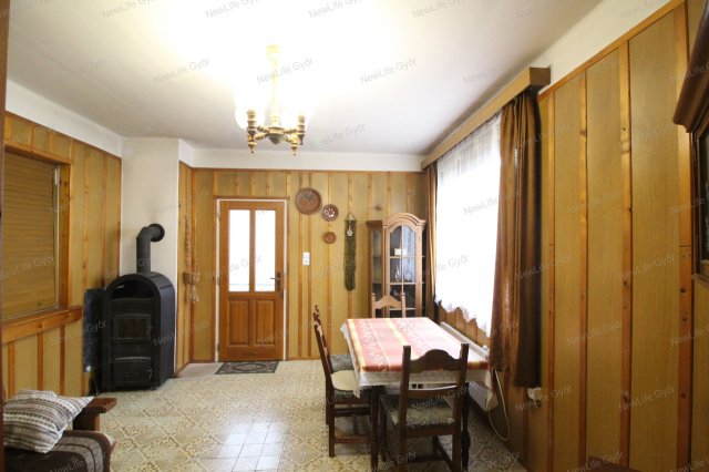 Eladó családi ház, Tényőn 37.5 M Ft, 3 szobás