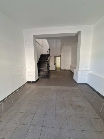 Kiadó üzlethelyiség, Székesfehérvárott 220 E Ft / hó