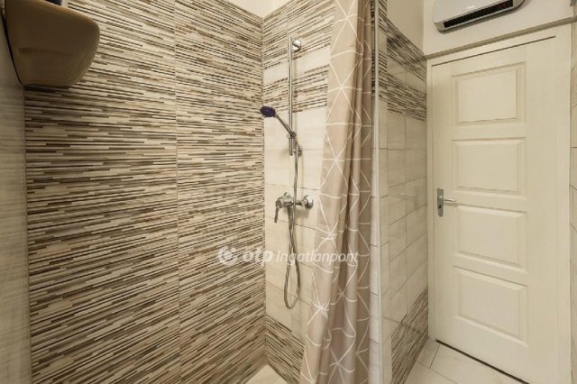 Eladó téglalakás, Egerben 43 M Ft, 2 szobás