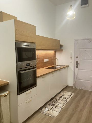 Kiadó téglalakás, albérlet, VII. kerületben, Kertész utcában