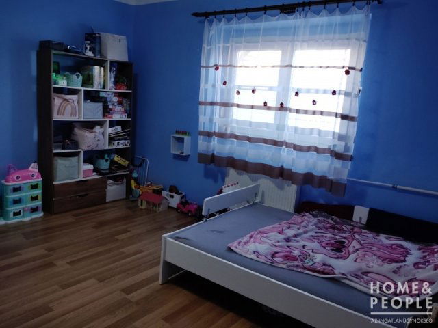 Eladó családi ház, Sándorfalván 62.9 M Ft, 3 szobás